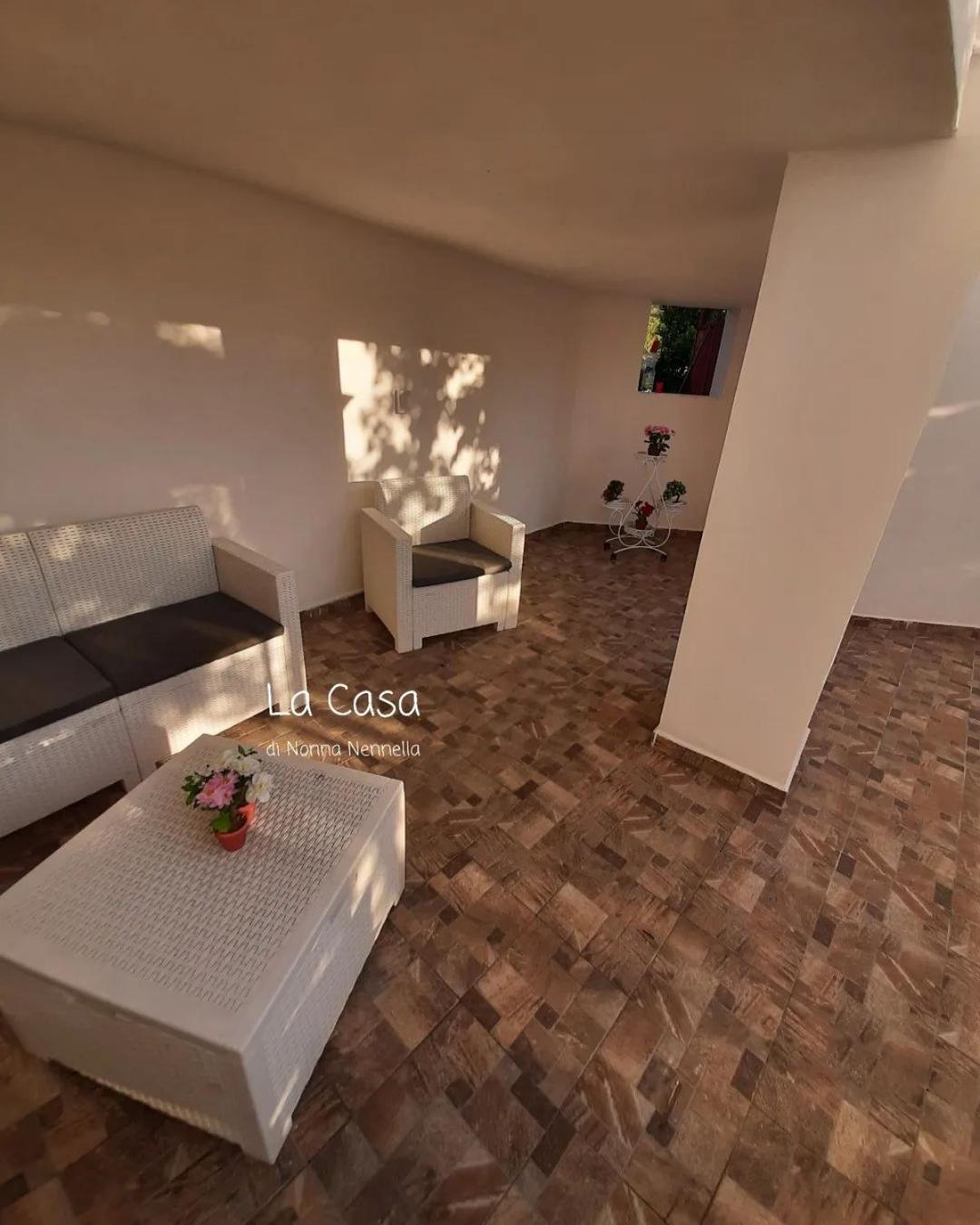La Casa Di Nonna Nennella Apartment ซานตามาเรีย ดิ กาสเตลลาบาเต ภายนอก รูปภาพ